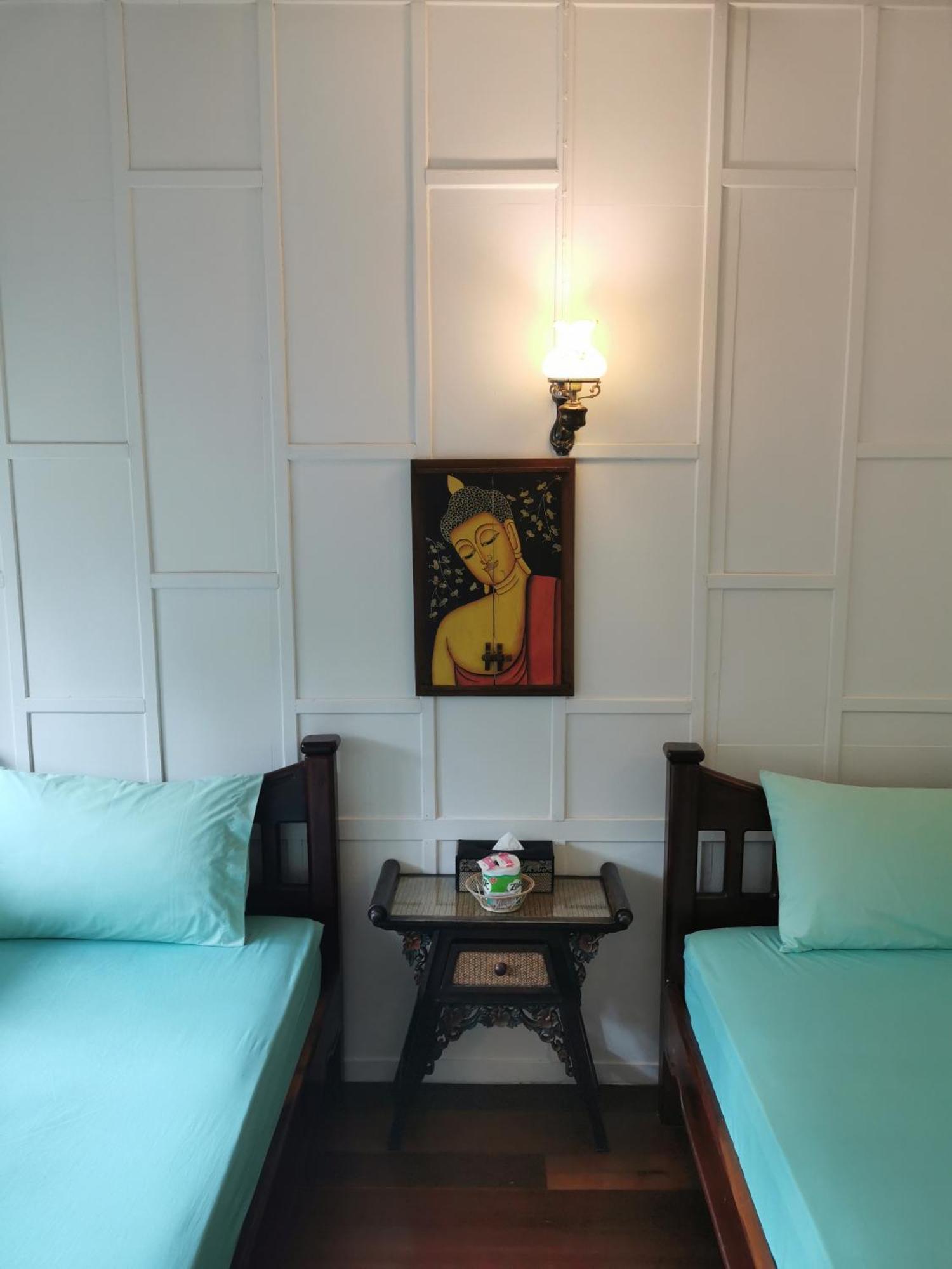 TAVEE Guesthouse Bangkok Værelse billede
